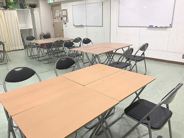 池袋 で 語学教室 に オススメの 池袋 レンタルスタジオ は 会議室 としても使えます。